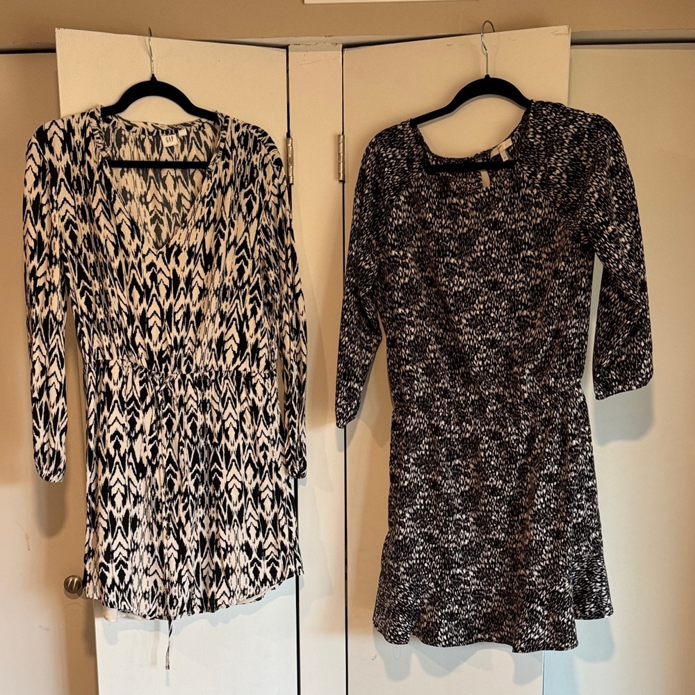 Joie + Gap Black and White Printed Long-Sleeve Dresses (Pair)